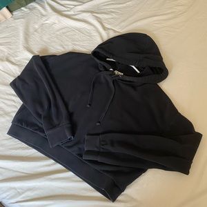 H and M cropped Black Hoodie
